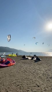 The spot is located in south-west corner of Turkey. Closest place to the spot is Akyaka, a small, unique town with beautiful nature and many activities. 
As we sait it is the most popular destination about kiteboarding in Turkey.

💨  thermic winds which is blowing from May till November. The wind bloows 15-18 knots in average during the season.
🌊 the training are is shallow and very good to learn and makes learning easy. 
📲For more information please DM us 😉. 

#holidayexperience #kiteboard #kiteboardlessons #kitesurflessons #kitebeach #kitespots #kiteboardtricks #kiteboardstyle #koteboardingzone #kiteboardschool #holidayplanning